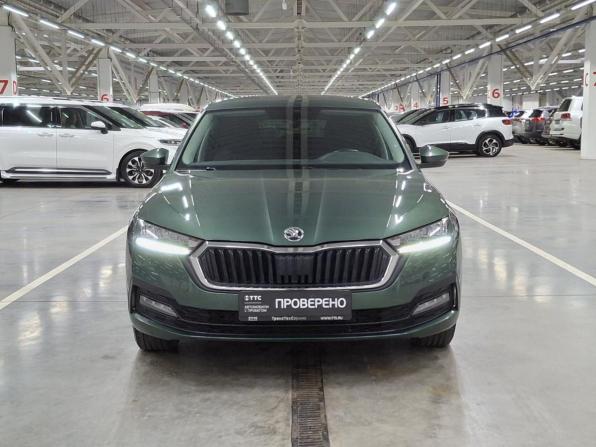 Skoda Octavia IV (A8) с пробегом 2021 года, цена 2 420 000 рублей, 91747 км, лифтбек, Автокод Объявления