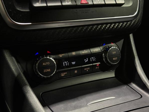 Mercedes-Benz A-Класс III (W176) с пробегом 2015 года, цена 1 450 000 рублей, 180868 км, хэтчбек, Автокод Объявления