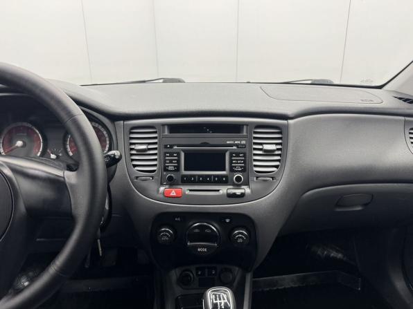 Kia Rio II Рестайлинг с пробегом 2011 года, цена 590 000 рублей, 17936 км, хэтчбек, Автокод Объявления