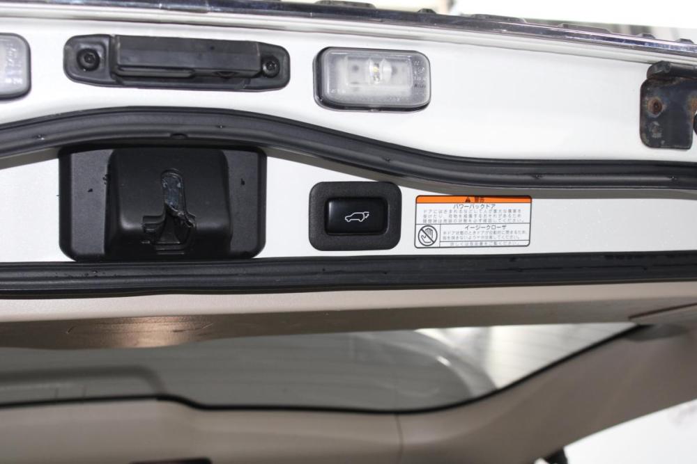 Toyota Land Cruiser 200 Series Рестайлинг 2 Владивосток  - изображение 12