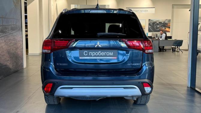 Mitsubishi Outlander III Рестайлинг 3 с пробегом 2020 года, цена 2 099 000 рублей, 78000 км, внедорожник, Автокод Объявления