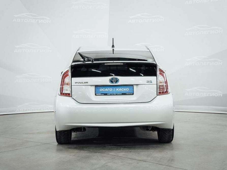 Toyota Prius III Рестайлинг (XW30) Новосибирск  - изображение 6