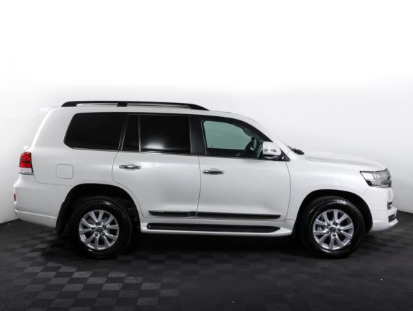 Toyota Land Cruiser 200 Series Рестайлинг 2 с пробегом 2015 года, цена 5 185 000 рублей, 170623 км, внедорожник, Автокод Объявления