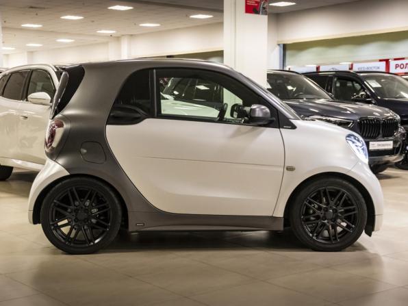 Smart Fortwo III с пробегом 2018 года, цена 2 350 000 рублей, 38563 км, хэтчбек, Автокод Объявления