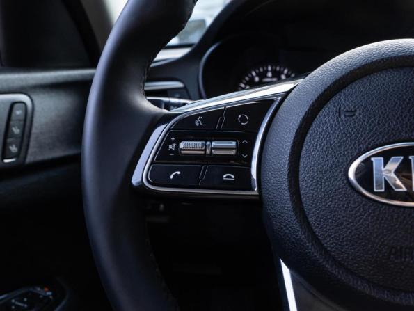 Kia Optima IV Рестайлинг с пробегом 2019 года, цена 2 679 000 рублей, 136173 км, седан, Автокод Объявления