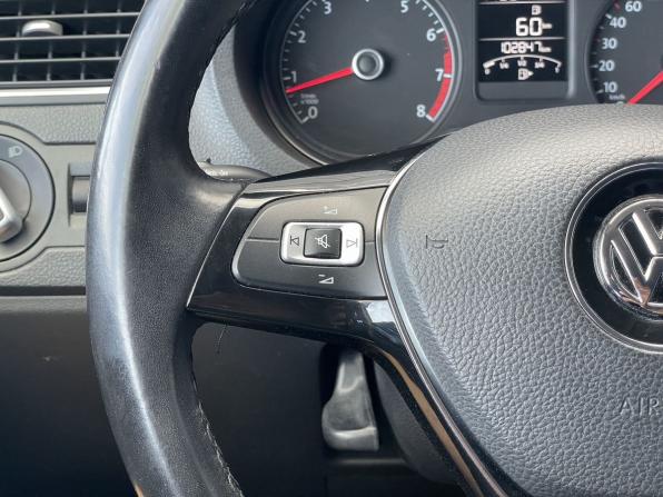 Volkswagen Polo V Рестайлинг с пробегом 2016 года, цена 1 177 000 рублей, 102847 км, седан, Автокод Объявления