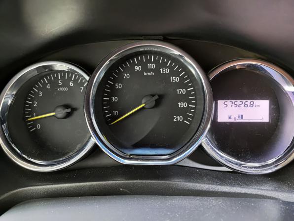 Renault Logan II с пробегом 2017 года, цена 330 000 рублей, 575257 км, седан, Автокод Объявления