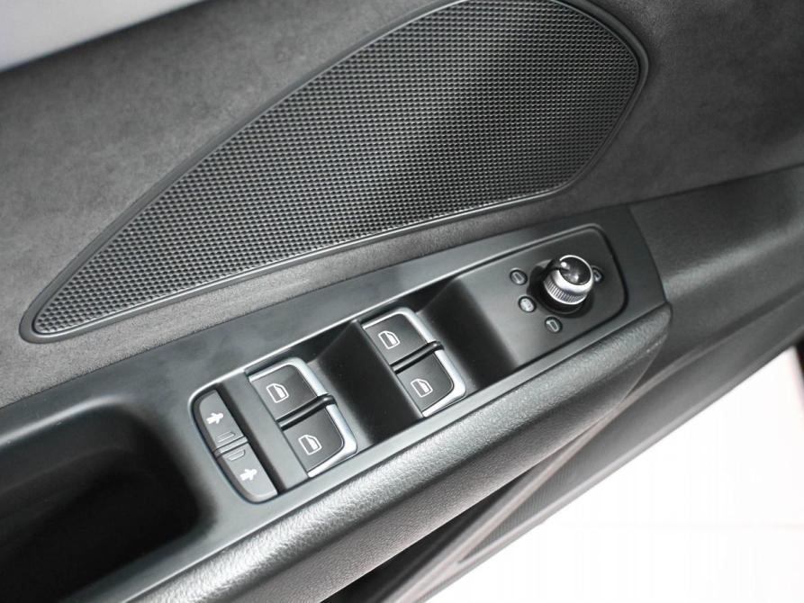 Audi A8 III (D4) Рестайлинг Ростов-на-Дону  - изображение 25