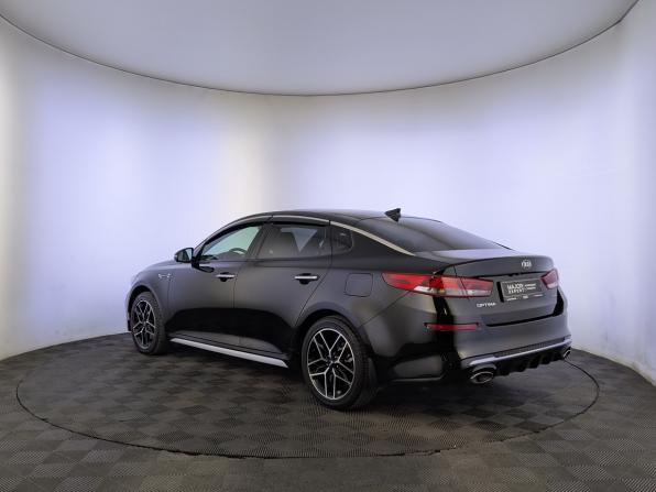 Kia Optima IV Рестайлинг с пробегом 2018 года, цена 1 950 000 рублей, 147362 км, седан, Автокод Объявления