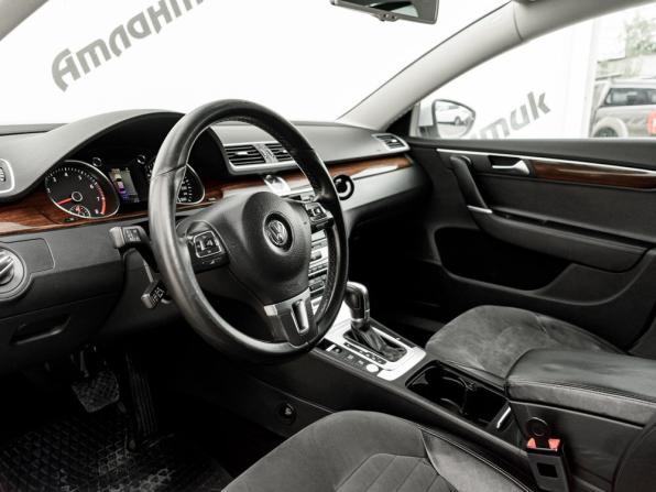 Volkswagen Passat B7 с пробегом 2011 года, цена 1 290 000 рублей, 205736 км, седан, Автокод Объявления