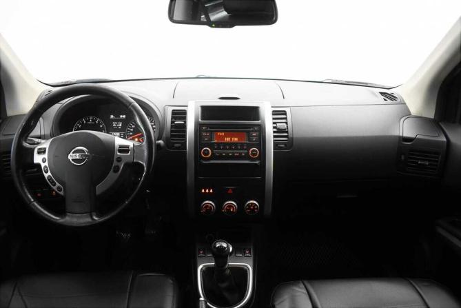 Nissan X-Trail II Рестайлинг с пробегом 2014 года, цена 1 320 000 рублей, 176988 км, внедорожник, Автокод Объявления