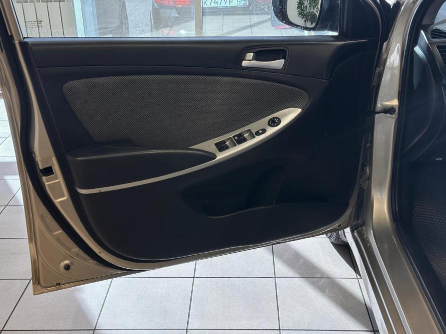 Hyundai Solaris I Волгоград  - изображение 14