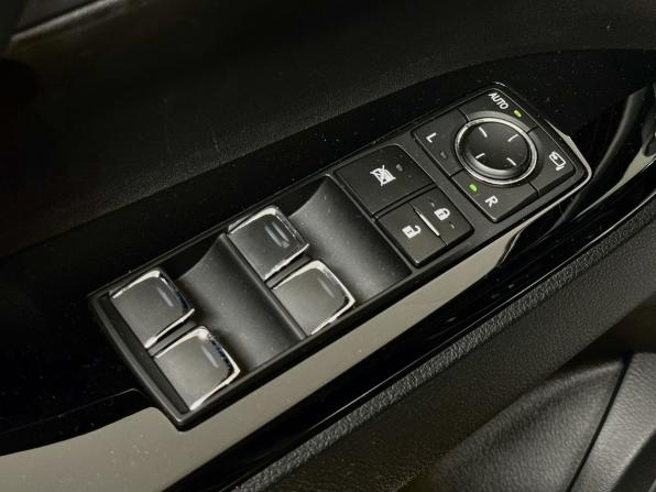 Lexus LX III Рестайлинг 2 с пробегом 2019 года, цена 10 700 000 рублей, 97203 км, внедорожник, Автокод Объявления