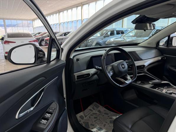 Changan UNI-T I с пробегом 2023 года, цена 2 100 000 рублей, 41705 км, внедорожник, Автокод Объявления