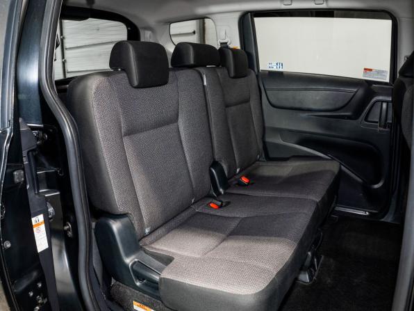 Toyota Sienta II Рестайлинг с пробегом 2020 года, цена 1 360 000 рублей, 125870 км, компактвэн, Автокод Объявления