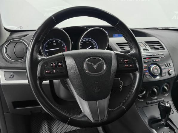 Mazda 3 II (BL) Рестайлинг с пробегом 2013 года, цена 900 000 рублей, 122100 км, седан, Автокод Объявления