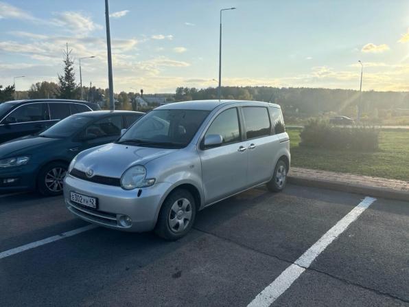 Toyota Sienta I с пробегом 2005 года, цена 555 000 рублей, 260167 км, минивэн, Автокод Объявления