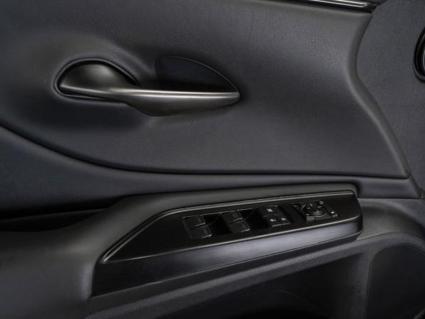 Lexus ES VII с пробегом 2020 года, цена 3 630 000 рублей, 98246 км, седан, Автокод Объявления