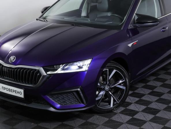 Skoda Octavia IV (A8) с пробегом 2021 года, цена 2 590 000 рублей, 64542 км, лифтбек, Автокод Объявления