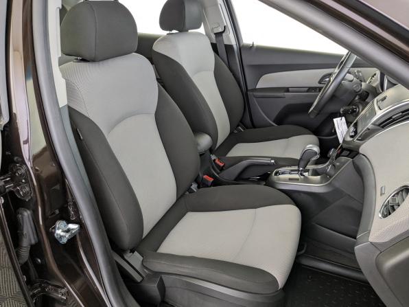 Chevrolet Cruze I Рестайлинг с пробегом 2015 года, цена 1 490 000 рублей, 34638 км, хэтчбек, Автокод Объявления