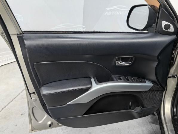Mitsubishi Outlander II с пробегом 2007 года, цена 1 099 000 рублей, 367000 км, внедорожник, Автокод Объявления