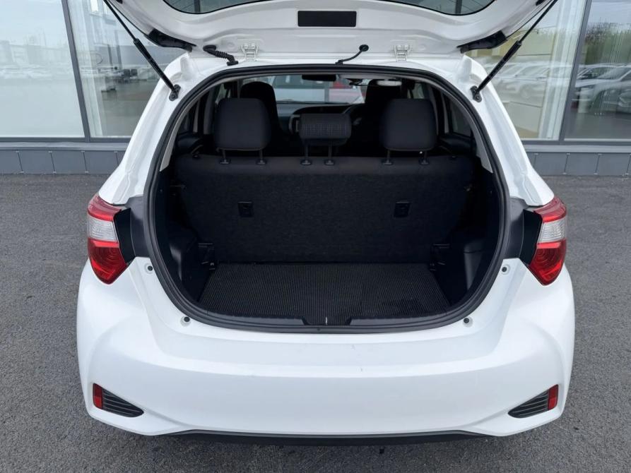 Toyota Vitz III (XP130) Рестайлинг 2 Курган  - изображение 16
