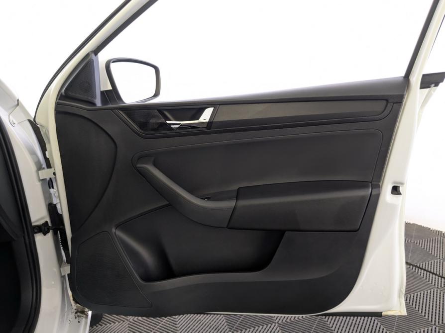 Skoda Rapid I Рестайлинг Москва  - изображение 24