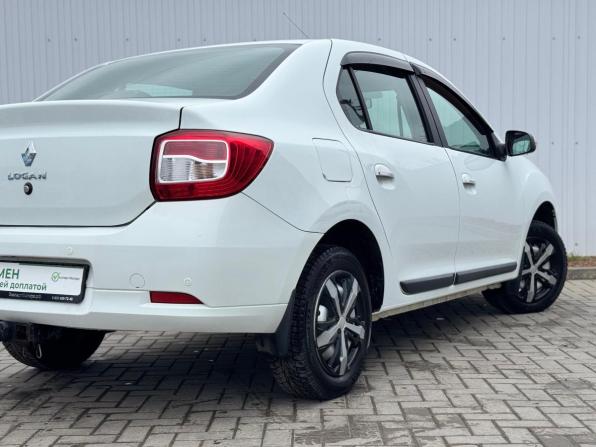 Renault Logan II с пробегом 2015 года, цена 845 000 рублей, 98000 км, седан, Автокод Объявления