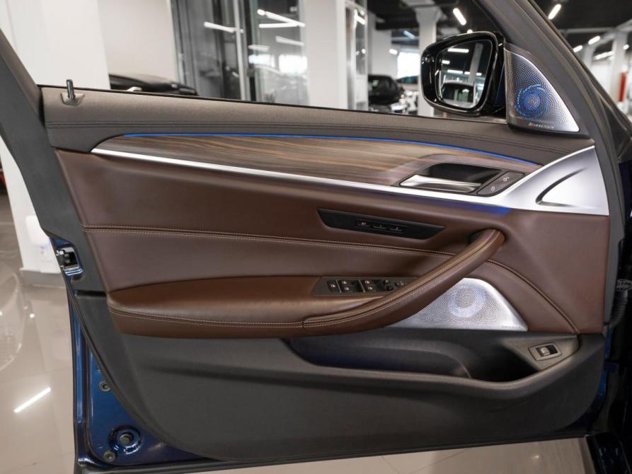 BMW 5 серии VII (G30/G31/G38) Москва  - изображение 14