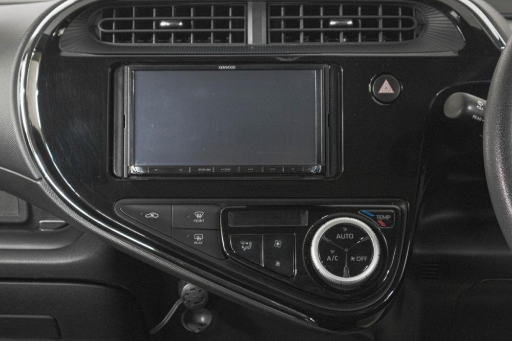 Toyota Aqua I Рестайлинг 2 Кемерово  - изображение 19