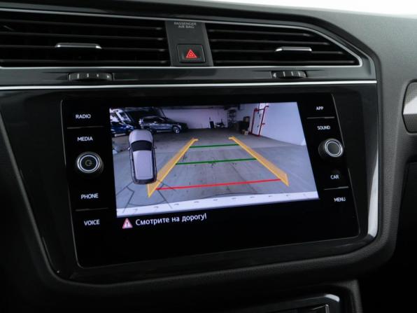 Volkswagen Tiguan II с пробегом 2020 года, цена 3 185 055 рублей, 93727 км, внедорожник, Автокод Объявления