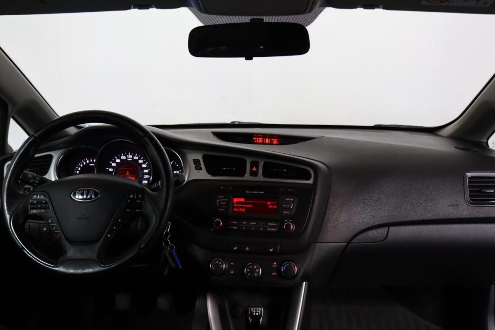 Kia Ceed II Санкт-Петербург  - изображение 9