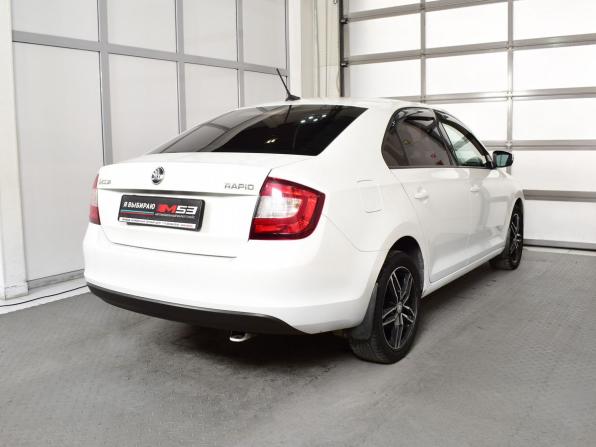 Skoda Rapid I Рестайлинг с пробегом 2018 года, цена 929 997 рублей, 217849 км, лифтбек, Автокод Объявления