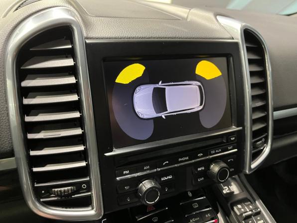 Porsche Cayenne II (958) с пробегом 2012 года, цена 2 340 000 рублей, 198000 км, внедорожник, Автокод Объявления