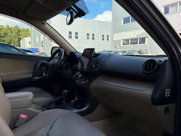 Toyota RAV4 III (XA30) с пробегом 2009 года, цена 1 170 000 рублей, 173043 км, внедорожник, Автокод Объявления