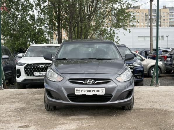 Hyundai Solaris I с пробегом 2013 года, цена 649 000 рублей, 207000 км, седан, Автокод Объявления