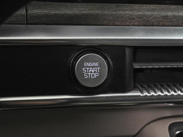 Kia K5 III с пробегом 2020 года, цена 2 395 000 рублей, 87936 км, седан, Автокод Объявления