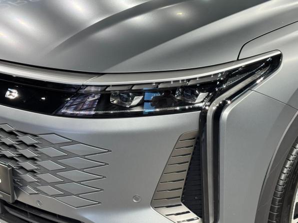 Exeed RX с пробегом 2024 года, цена 3 900 000 рублей, 9600 км, внедорожник, Автокод Объявления