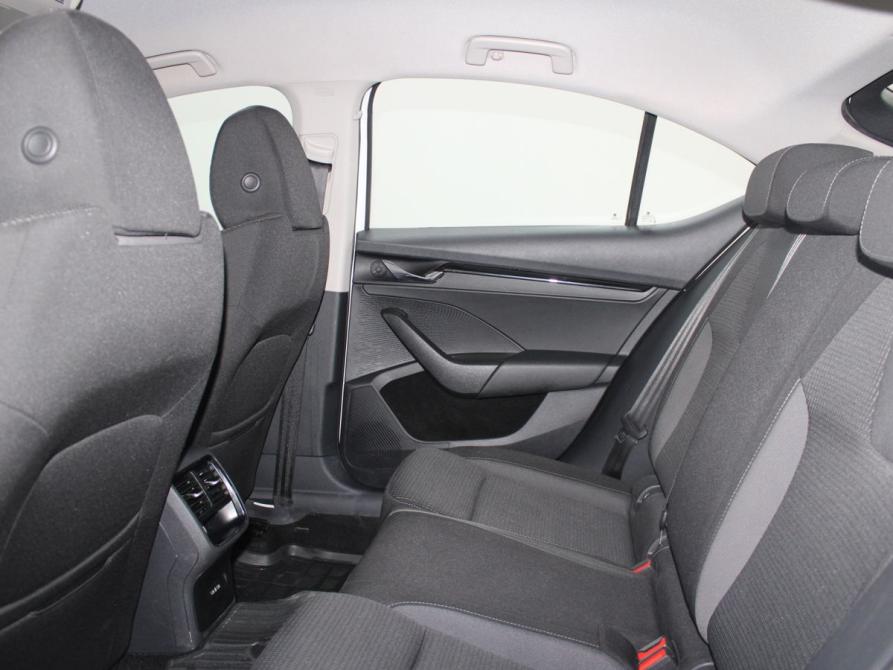 Skoda Octavia IV (A8) Старый Оскол  - изображение 11