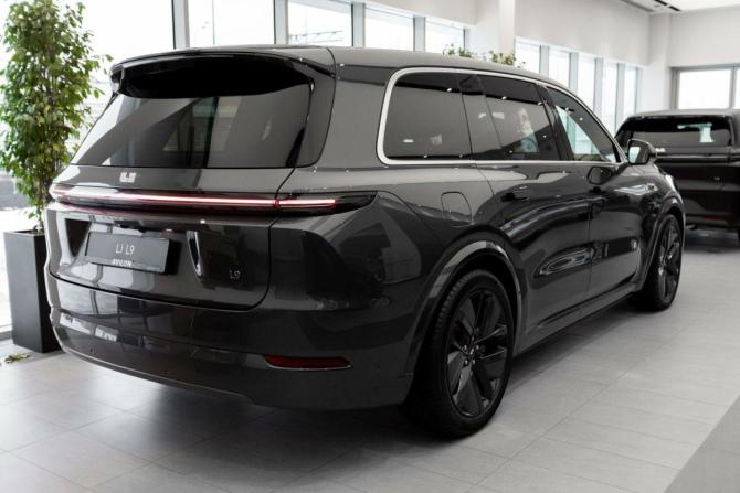Новый Li Auto (Lixiang) L9 I Рестайлинг 2025 года, цена 11 600 000 рублей, внедорожник, Автокод Объявления