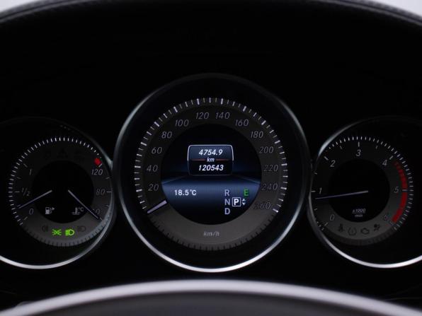 Mercedes-Benz CLS II (C218) Рестайлинг с пробегом 2016 года, цена 3 030 000 рублей, 120543 км, седан, Автокод Объявления