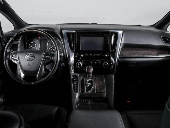 Toyota Alphard III Рестайлинг с пробегом 2019 года, цена 4 740 000 рублей, 180000 км, минивэн, Автокод Объявления