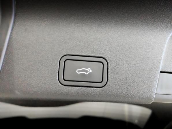 Geely Atlas Pro с пробегом 2024 года, цена 2 255 000 рублей, 38886 км, внедорожник, Автокод Объявления