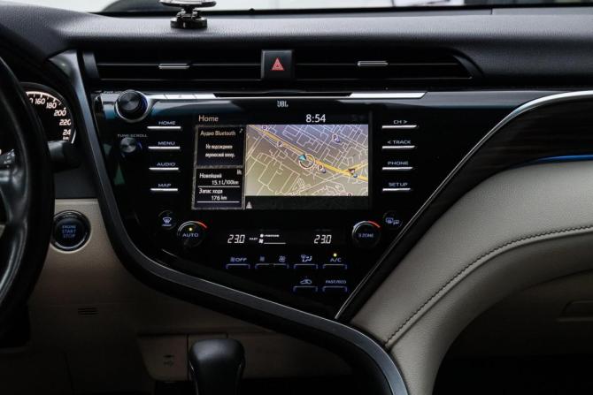 Toyota Camry VIII (XV70) с пробегом 2019 года, цена 2 450 000 рублей, 208455 км, седан, Автокод Объявления