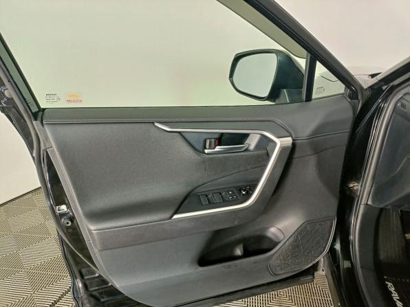 Toyota RAV4 V (XA50) с пробегом 2021 года, цена 2 646 000 рублей, 150000 км, внедорожник, Автокод Объявления