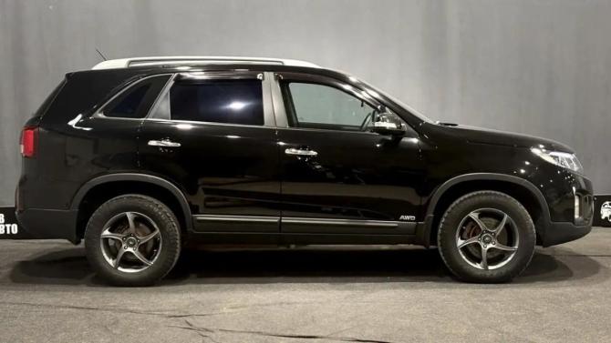Kia Sorento II Рестайлинг с пробегом 2013 года, цена 1 560 000 рублей, 169000 км, внедорожник, Автокод Объявления