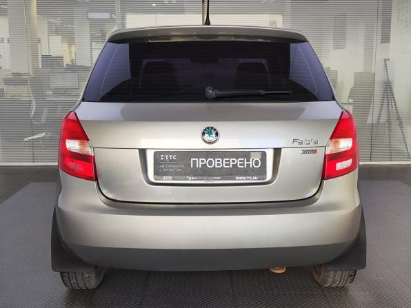 Skoda Fabia II Рестайлинг с пробегом 2012 года, цена 430 000 рублей, 223361 км, хэтчбек, Автокод Объявления