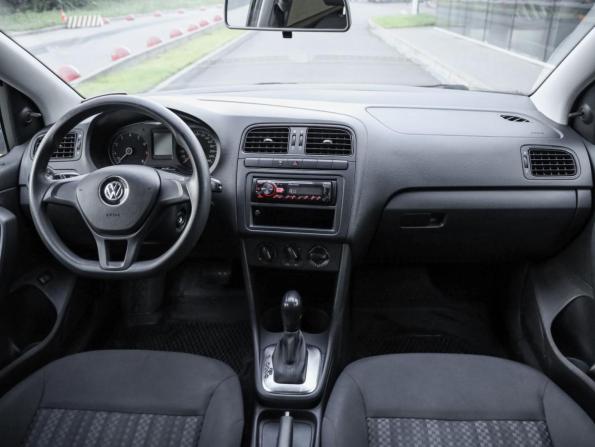 Volkswagen Polo V Рестайлинг с пробегом 2016 года, цена 989 000 рублей, 159519 км, седан, Автокод Объявления