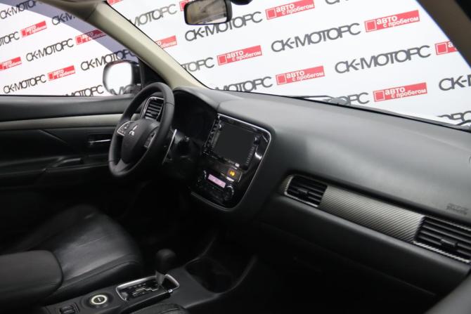 Mitsubishi Outlander III с пробегом 2014 года, цена 1 665 650 рублей, 275257 км, внедорожник, Автокод Объявления