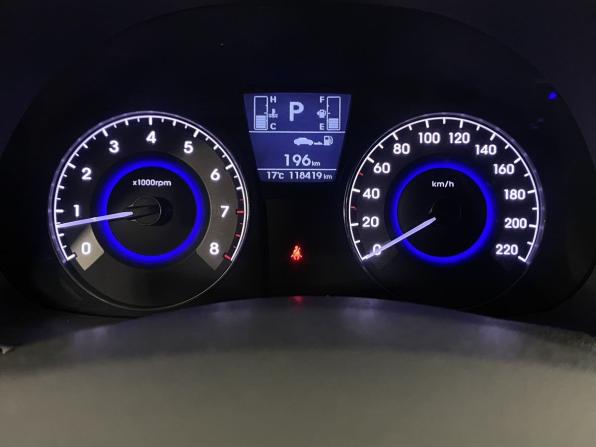 Hyundai Solaris I Рестайлинг с пробегом 2015 года, цена 1 100 000 рублей, 118419 км, седан, Автокод Объявления